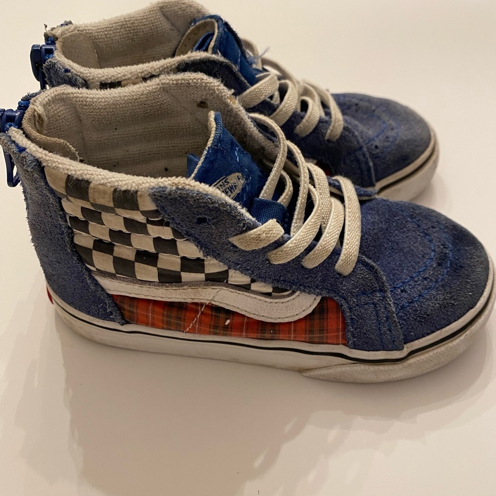 Vans size 8